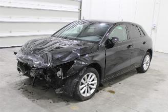 Schadeauto Audi A3  2023/3