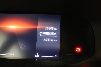 Renault Captur  picture 12