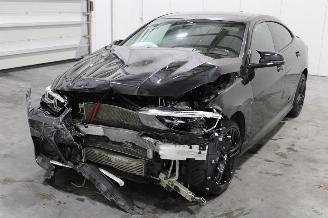Damaged car BMW 2-serie 218 2021/5