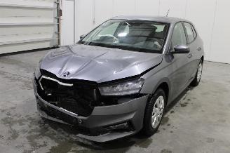 uszkodzony samochody osobowe Skoda Fabia  2024/5