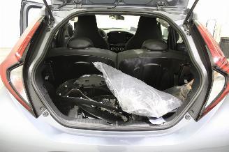 Toyota Aygo (X) picture 20