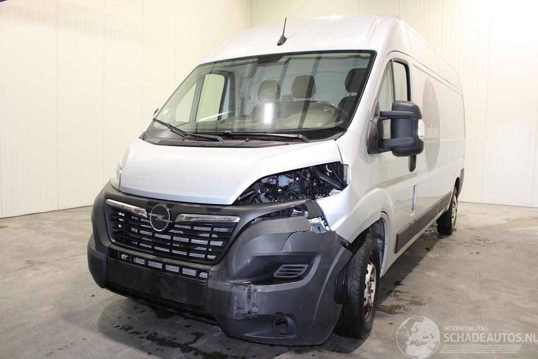 Opel Movano 