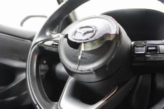 Mazda 2  picture 18