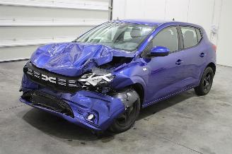 Damaged car Dacia Sandero  2023/11