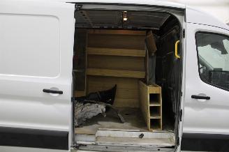 Ford Transit  picture 21