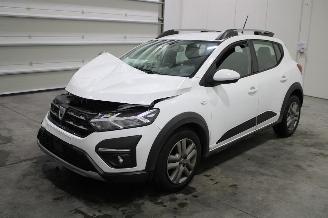 Vaurioauto  passenger cars Dacia Sandero  2022/8