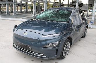 damaged passenger cars Hyundai Kona Elektro 2023/8