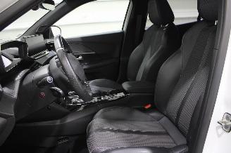 Peugeot e-2008  picture 11