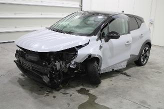 Damaged car Renault Captur  2025/3