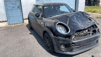 Voiture accidenté Mini One  2019/10
