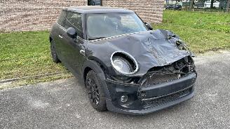 Voiture accidenté Mini One  2019/10