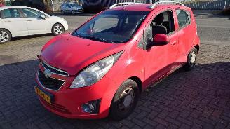 Sloopauto Chevrolet Spark 2011 1.0 16v B10D1 Rood Onderdelen 2011/11