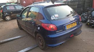 Peugeot 206 2006 1.4 HDI 8HZ Blauw KPL onderdelen picture 3