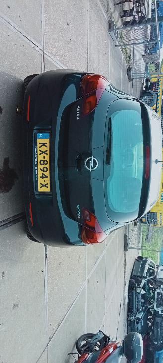 Opel Astra  picture 3
