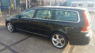 Volvo V-70  picture 1