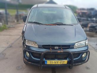 Damaged car Hyundai H-200  1999/3