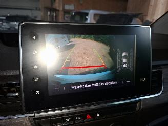 Renault Kangoo 1300 tce Luxe  5persoons 27000km rijdend incl btw NL kenteken picture 10