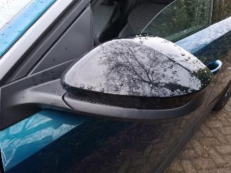 Peugeot 3008 NEW 3008 Hybride 2025 NL kenteken rijdend 16000km picture 11