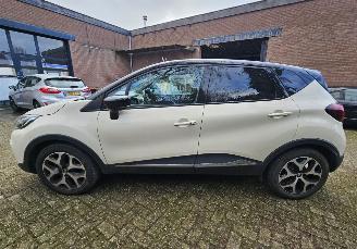 Renault Captur Geen schade Captur Intens 1.3  tce automaat 69dkm picture 4