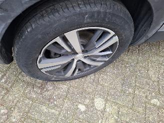 Peugeot 3008 3008  hybride 1.2 Automaat ALLURE airbag ok rijdbare schade 2024 ex bpm picture 18