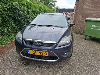 Ford Focus 1.8 16v  titanium 176000km inruiler 2250 picture 2
