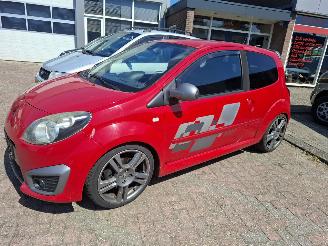 Damaged car Renault Twingo UNIEK TWINGO RS 16 16V  NL AUTO 2009/1