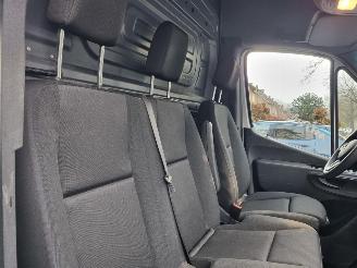 Mercedes Sprinter 317 CDI Aut L2 H2 Mbux Airco picture 14
