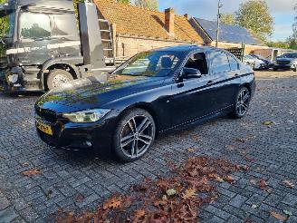 Schadeauto BMW 3-serie 320i Aut. Msport Schuifdak Stoelverw Leder 2018/5