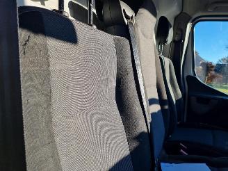 Renault Master Dci 125 Airco picture 11