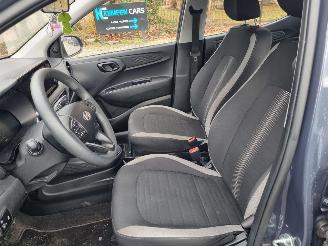 Hyundai I-10 1.0 Comfort Airco Navi Camera picture 15