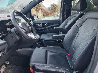Mercedes V-klasse 300d 4Matic AMG Line DC Extra Lang Luchtvering picture 15