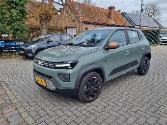 Vaurioauto  passenger cars Dacia Spring Extreme 65 Airco Navi Camera 2024/11