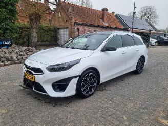 Avarii autoturisme Kia Ceed 1.0 T-GDI GT-Line Pano Navi Stoelverw. 2023/10