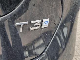 Volvo V-40 T3 Aut. Rdesign Pano picture 5