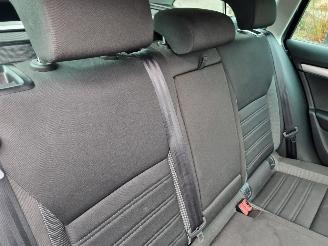 Skoda Octavia 1.6 TDI Navi Stoelverw. picture 12