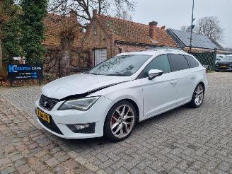 Coche accidentado Seat Leon FR 1.4 TSI Aut 150pk 2015/6