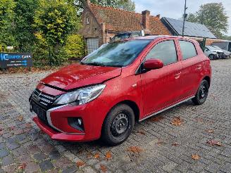 Damaged car Mitsubishi Space-star 1.2 Connect+ Airco 2025/5