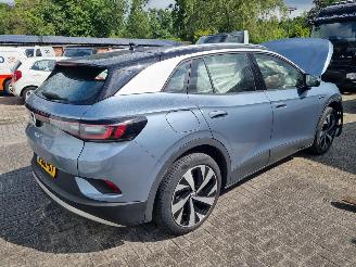 Damaged car Volkswagen ID.4 Pro 77KW Navi Led Camera 2022/9