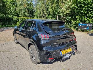 Peugeot e-208 50Kwh Airco Stoelverw. picture 3