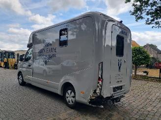 Renault Master 2.0 DCI Aut. Krismar Horsebox picture 6
