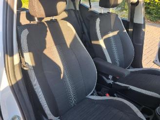 Hyundai I-10 1.0 Aut. Comfort Navi Airco Camera picture 14