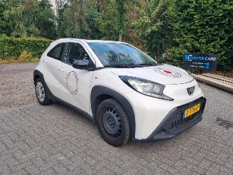 Coche accidentado Toyota Aygo X 1.0 VVT-i Automaat 2023/1