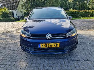 Volkswagen Touran 1.5 TSI 7 Pers Pano picture 8