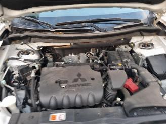 Mitsubishi Outlander 2.0 Aut 7 pers Business Ed picture 17