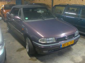 škoda osobní automobily Opel Astra f cabrio 1997/1