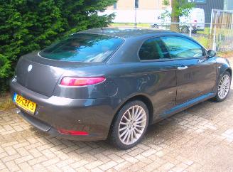 Alfa Romeo GT  picture 2