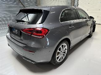 Mercedes A-klasse A180d 72dKM!!! GROOT SCHERM/LED/LEDER/PDC/CLIMATE/STOELVERW/VOL! picture 4
