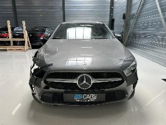 Mercedes A-klasse A180d 72dKM!!! GROOT SCHERM/LED/LEDER/PDC/CLIMATE/STOELVERW/VOL! picture 2