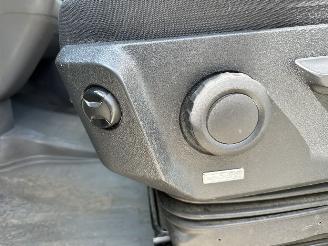 Volkswagen Crafter 2.0 TDI L4H3 SCHADEVRIJ | LAADKLEP | 360CAM | SPOT-ASSIST | APP-CONNECT DAMAGE FREE NL KENTEKEN! picture 10