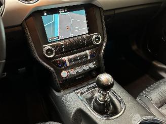 Ford Mustang 2.3 ECOBOOST / NAVI / LEDER / CAMERA / LED picture 12